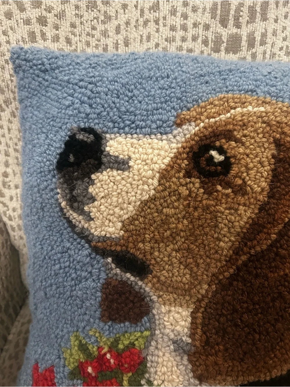 Blue Beagle Hooked Accent Pillow with Festive Wreath